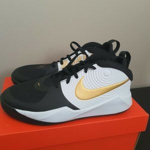 Nike Grade School Kids' Team Hustle D 9 size 6y